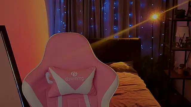 Mya_Sun's cam snapshot