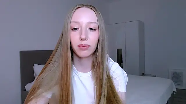 Luna_insniity's cam snapshot