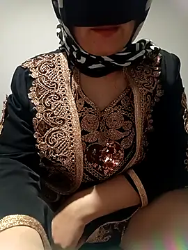 Melekyaraksever2545's cam snapshot