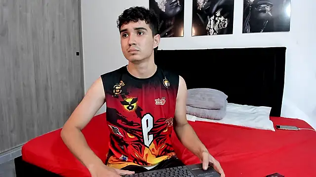 Alejo_Grey live sex cam