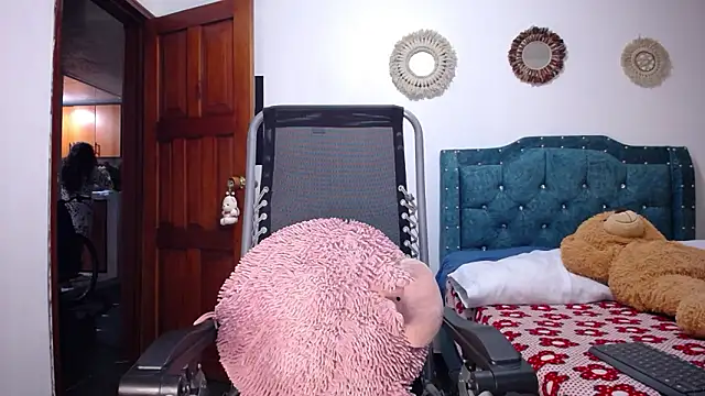 sofiamature01's cam snapshot