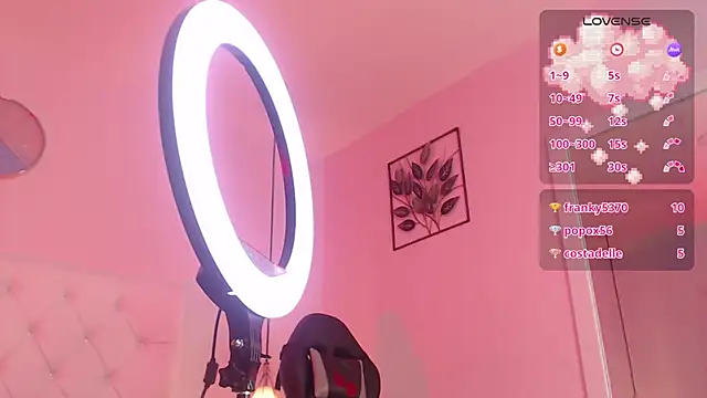 Liv20_'s cam snapshot