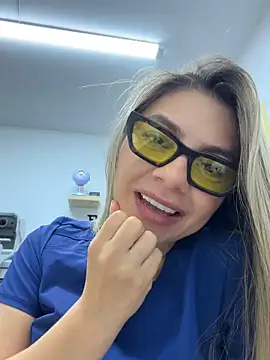 alicee16 live sex cam