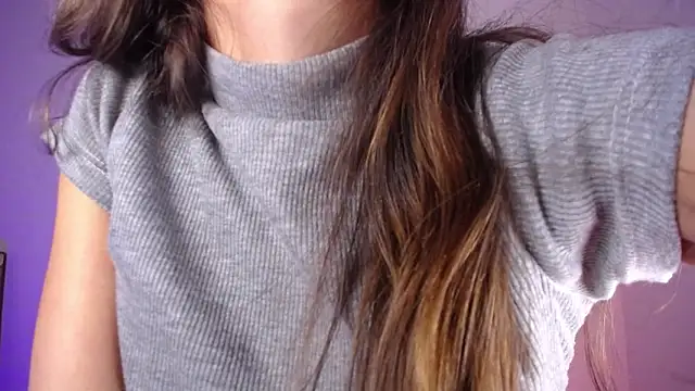 PrincessEmily_69's cam snapshot