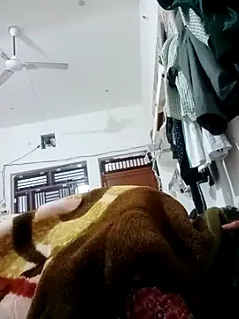 baghuy_sexe's cam snapshot