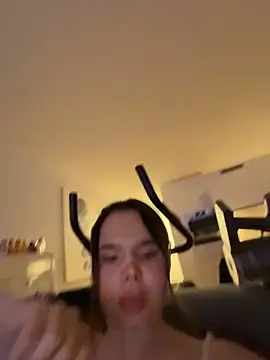 TheCinderella's cam snapshot