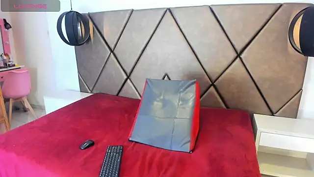 PenelopeGuzman__ live sex cam