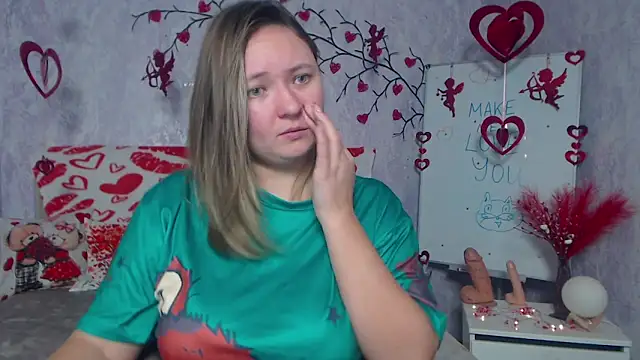 SallyVerda's cam snapshot