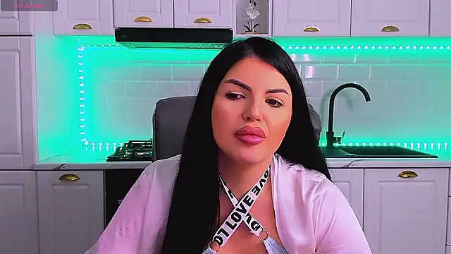 RheaLynn's cam snapshot