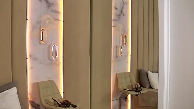 AgathaLevine's cam snapshot