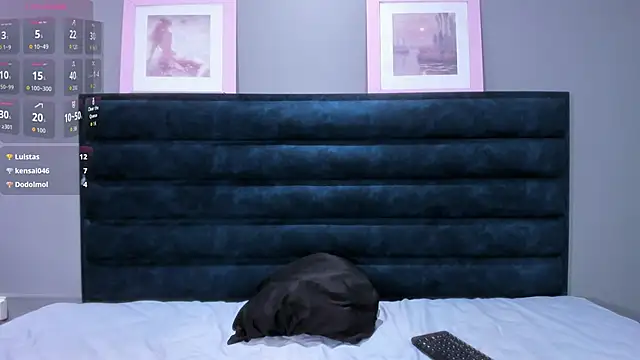 AzulMaverik's cam snapshot