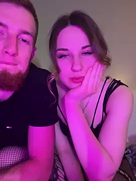 Melannyy076 live sex cam