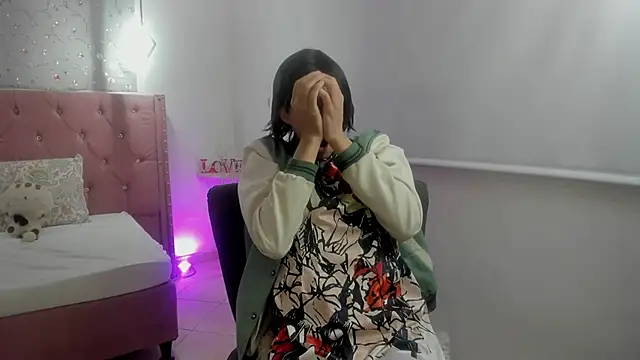 loverisu-coral live sex cam