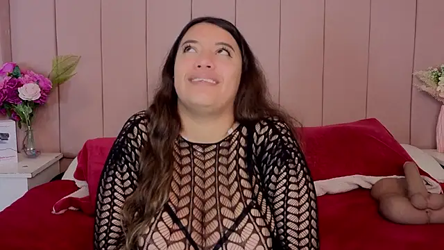 MollyBigBoobs12's cam snapshot