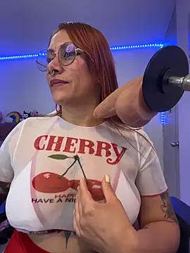 Luna_Paris_'s cam snapshot