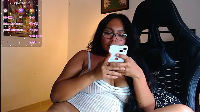 Rachell__420's cam snapshot