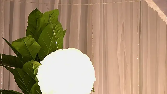 YasmineShaw's cam snapshot