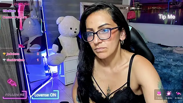 alma_blue's cam snapshot