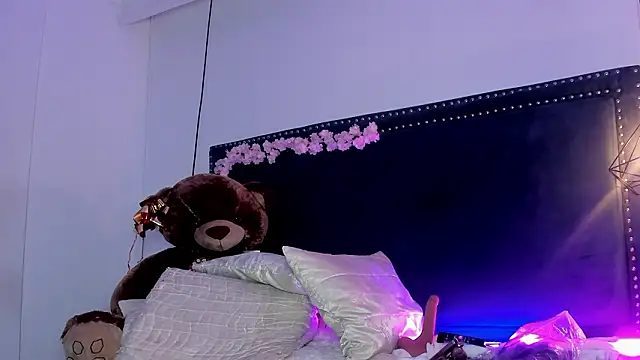 Emma_Saylor's cam snapshot