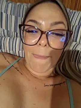 LiviaTavares_123's cam snapshot