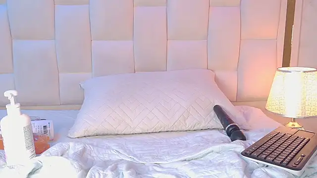 paulina_cano's cam snapshot