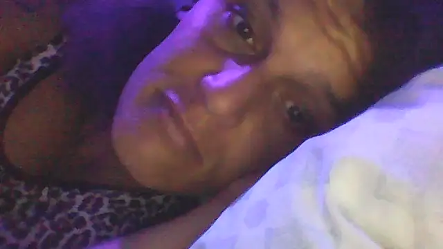 sarahkat86's cam snapshot