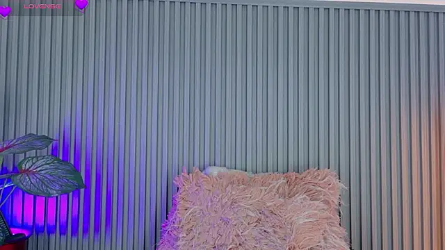 Celeste_Presstigge's cam snapshot