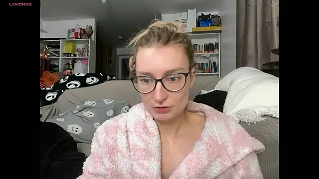 harleyblair's cam snapshot