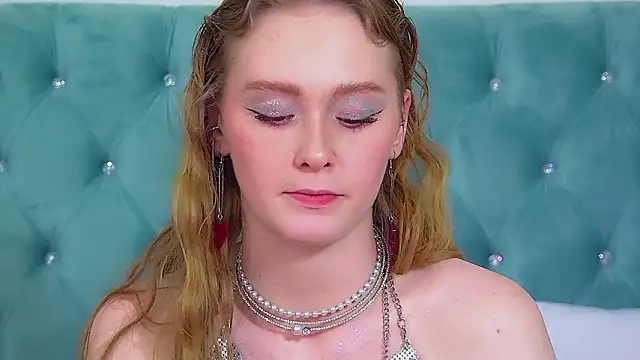 AgataFoxley's cam snapshot