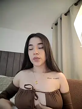 AryBlair's cam snapshot