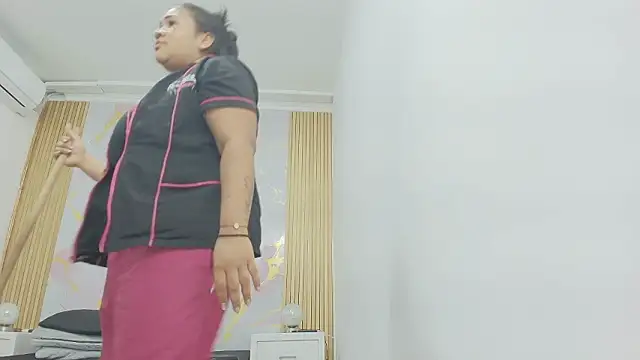 EmmaLebrun's cam snapshot