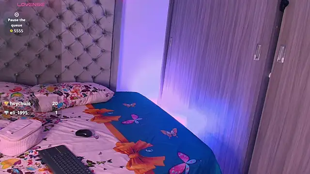 dreamsussi's cam snapshot