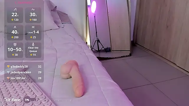 valy_shyness's cam snapshot