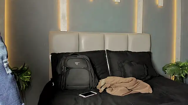 ArohomLester live sex cam