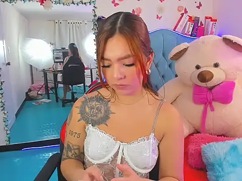 Aurora_sky9's cam snapshot