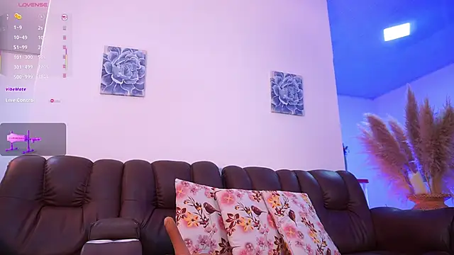 lara_giraldo's cam snapshot