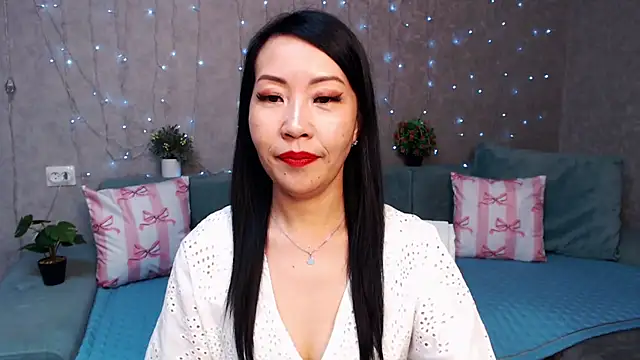 LiaPak's cam snapshot