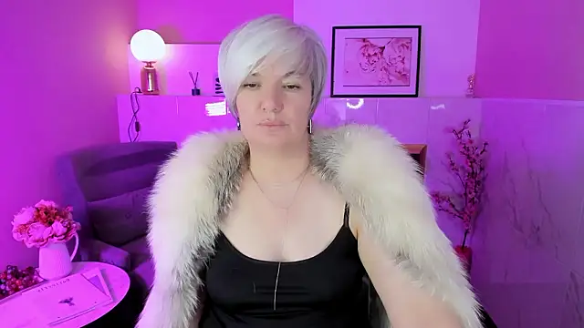 CarmenSoft live sex cam