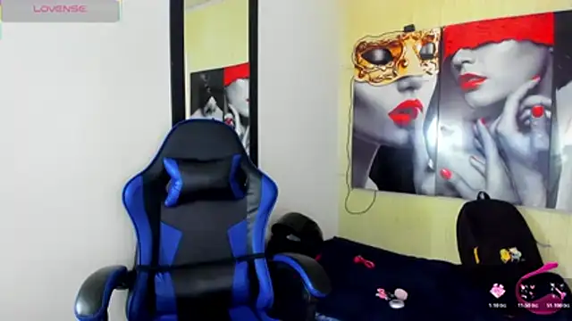 Charis_21's cam snapshot