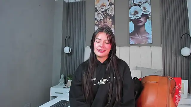 GiannaColling1's cam snapshot