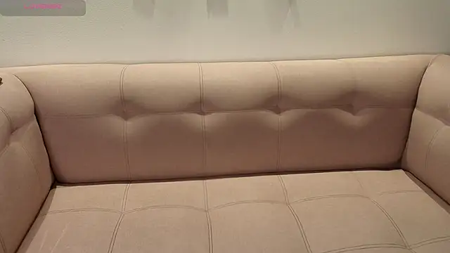 KamyGlam's cam snapshot