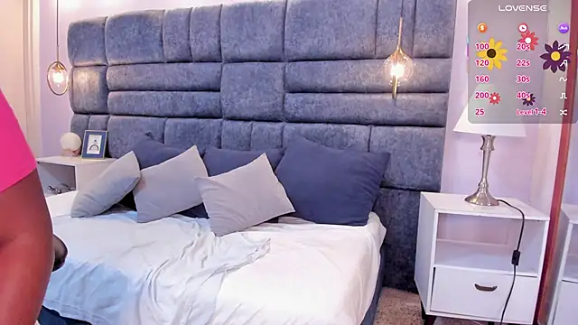 liarosee11's cam snapshot