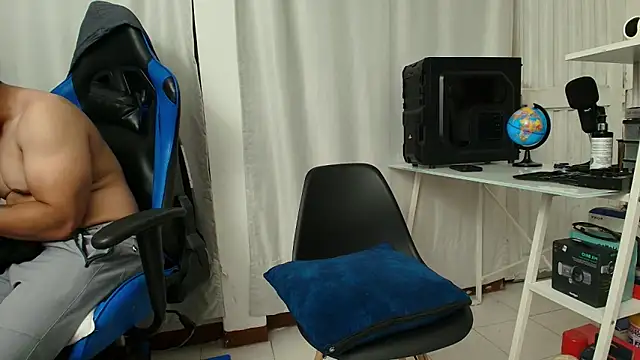 ema_abby's cam snapshot