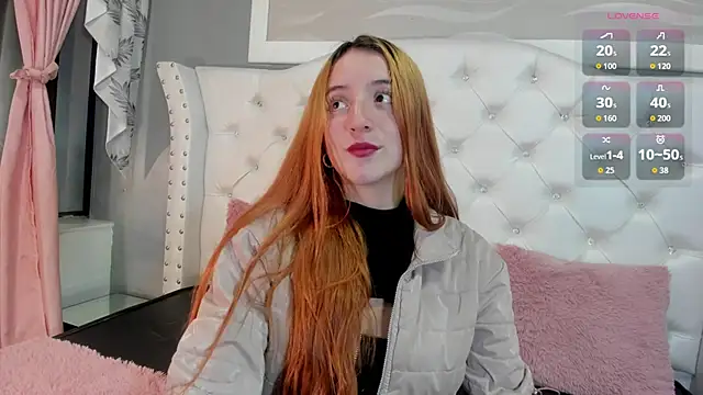 Cristinawhite's cam snapshot