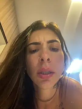 fer-nanda's cam snapshot