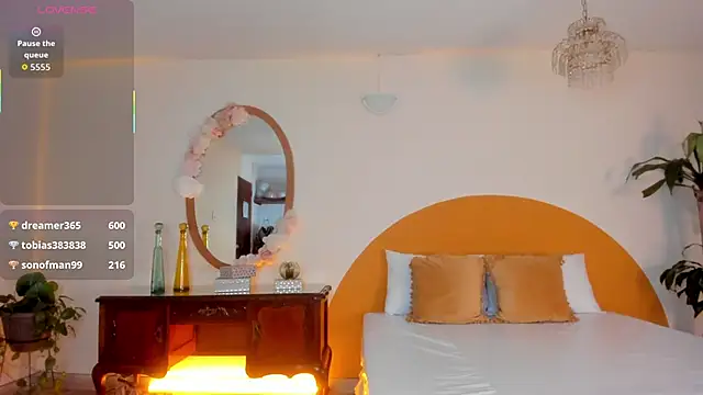 liaa_moretti_'s cam snapshot