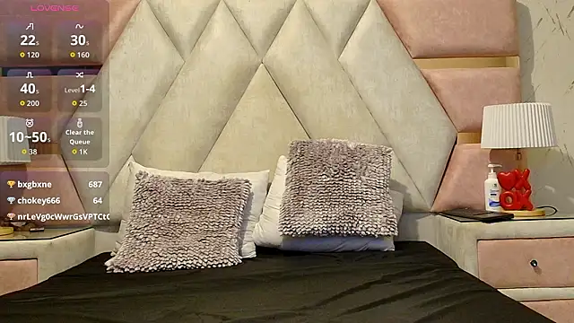 NatashaRoss_t's cam snapshot