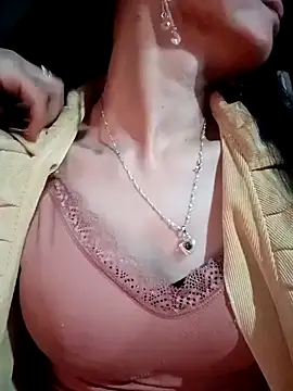 bla-foxx's cam snapshot