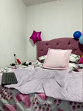 Melinaa-sex's cam snapshot