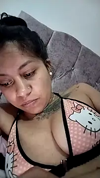 Tiphanydirty3's cam snapshot